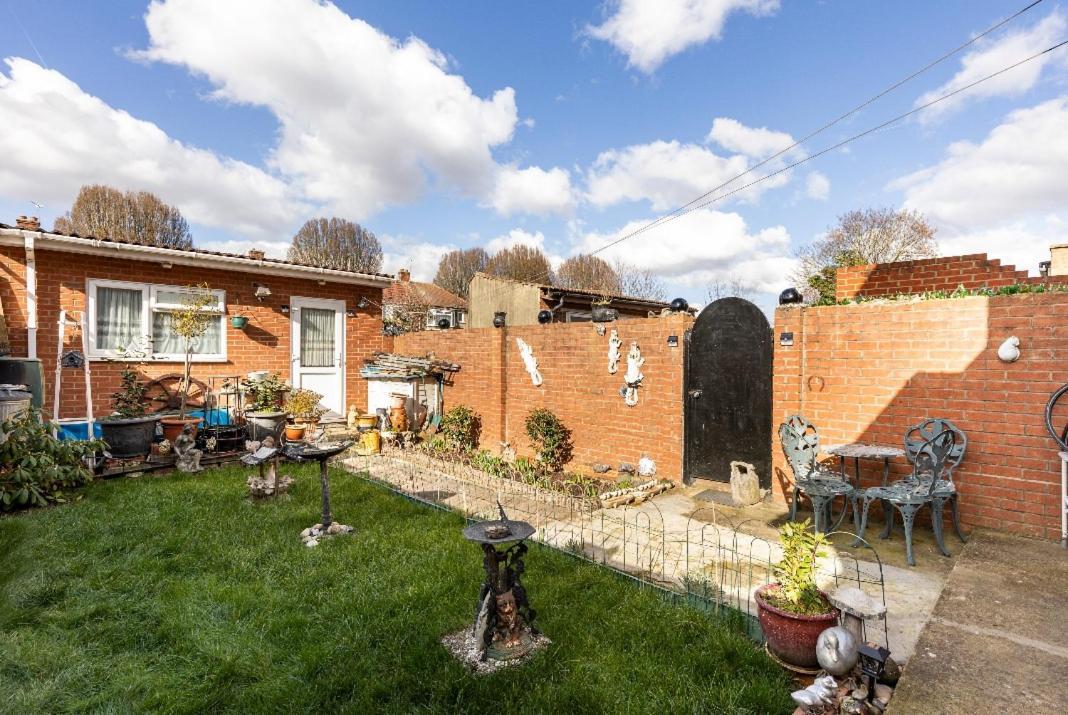 Lovely House Londres Extérieur photo